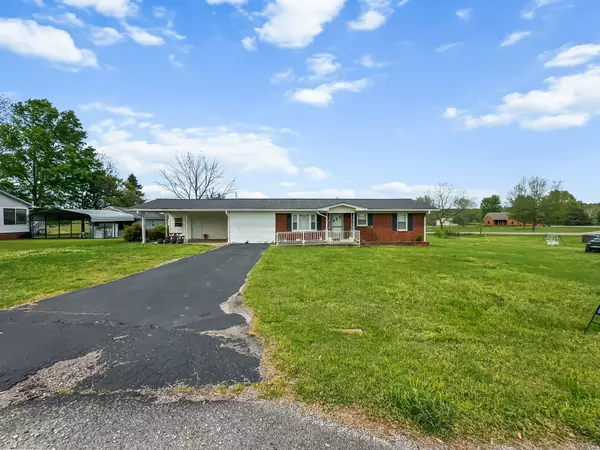 58 Sunset St,  Mc Ewen,  TN 37101