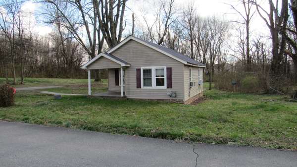 109 23rd Ave #E,  Springfield,  TN 37172