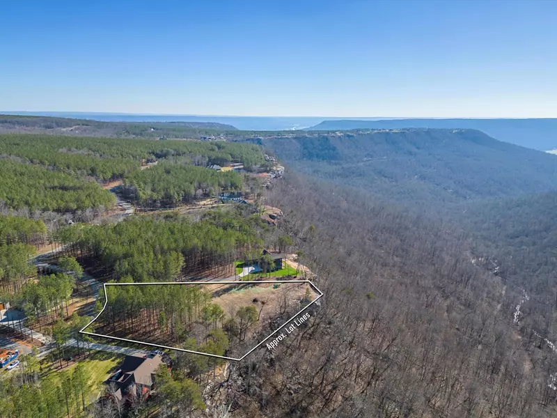 235 Pine Knot Pass, Jasper, TN 37347