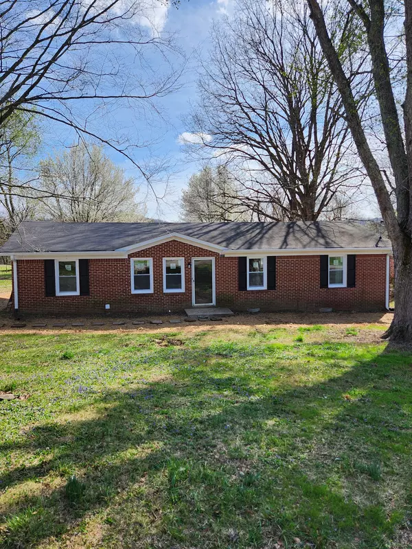 2221 Cherry Dr,  Pulaski,  TN 38478