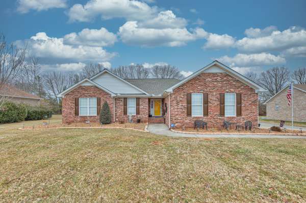 66 Regalwood Dr,  Manchester,  TN 37355