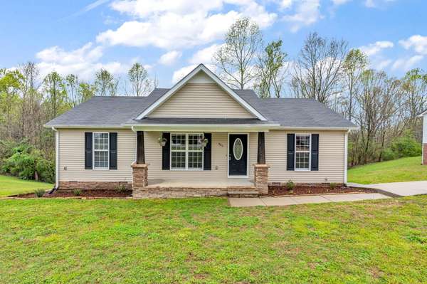 465 Overlook Cir,  Tullahoma,  TN 37388