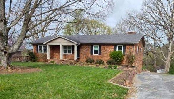 410 Donna Dr, Hopkinsville, KY 42240
