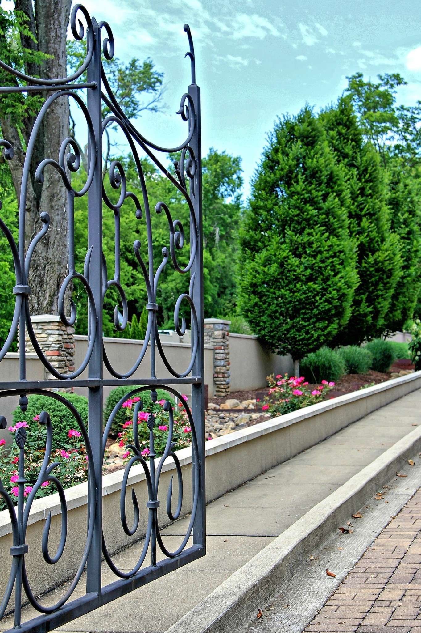 700 Halcyon Way, Columbia, TN 38401