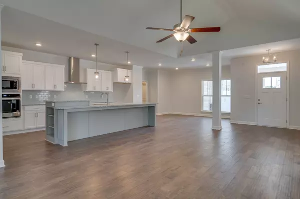 Hermitage, TN 37076,7108 Maddenwood