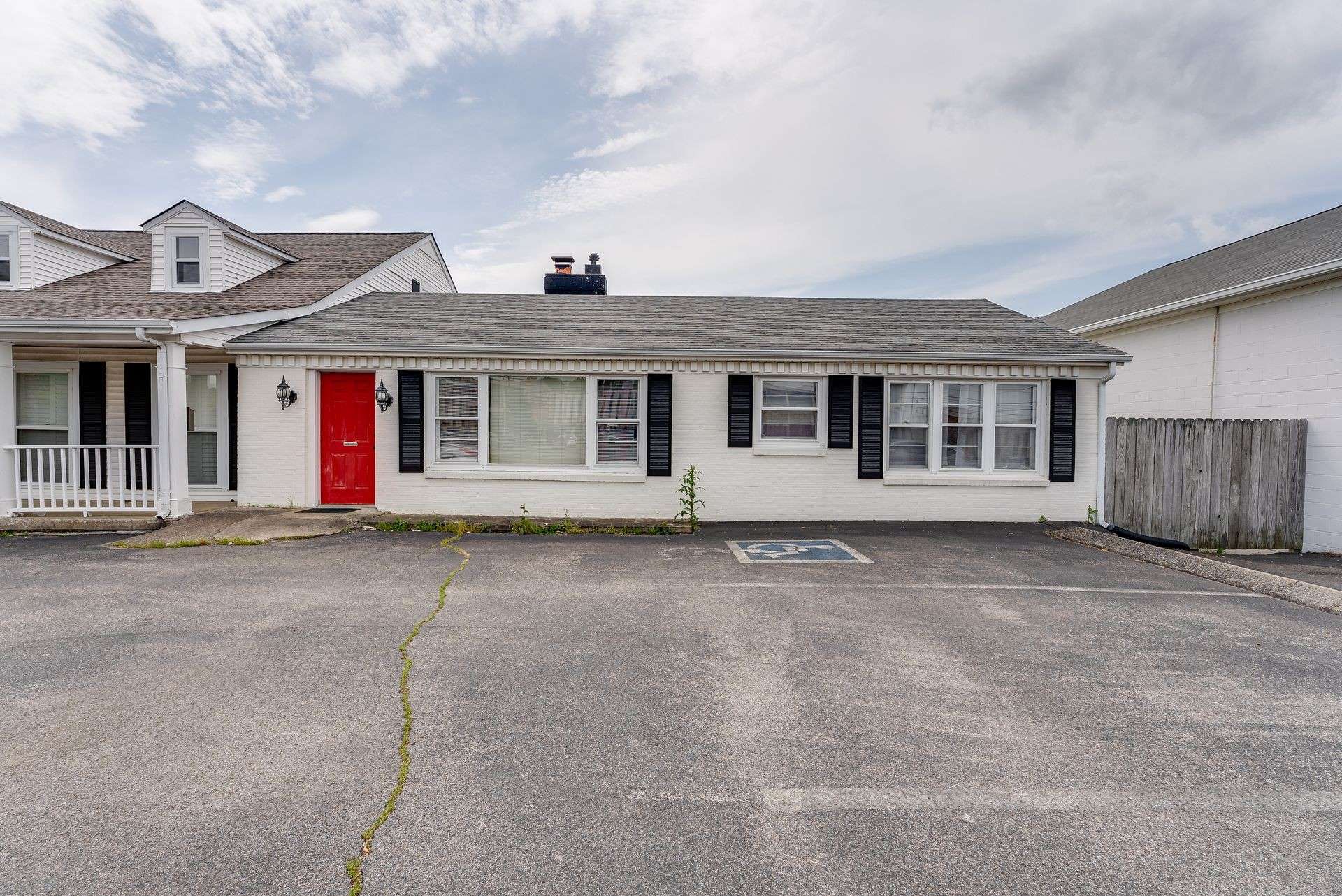 110 Highway 70 #E, Dickson, TN 37055