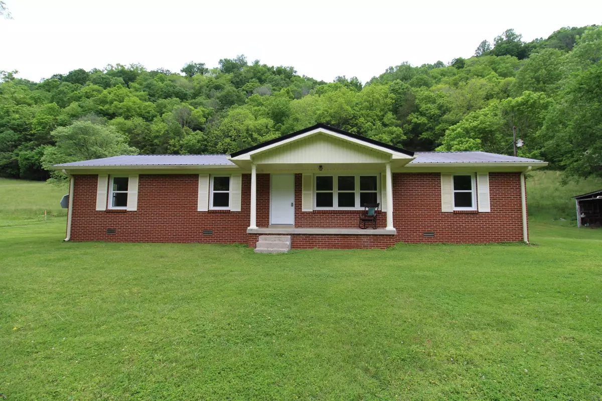 Lafayette, TN 37083,2424 Hartsville Road