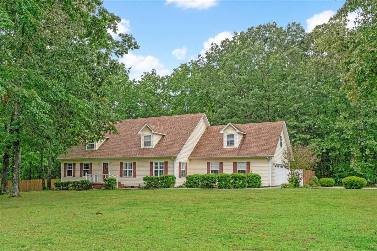446 Strawberry Rdg, Manchester, TN 37355