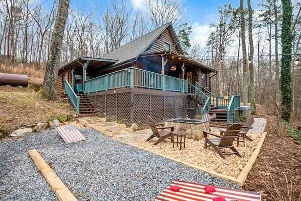 176 Meadow Creek Way, Blue Ridge, GA 30513