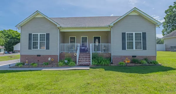 479 Jean Dr, Tullahoma, TN 37388