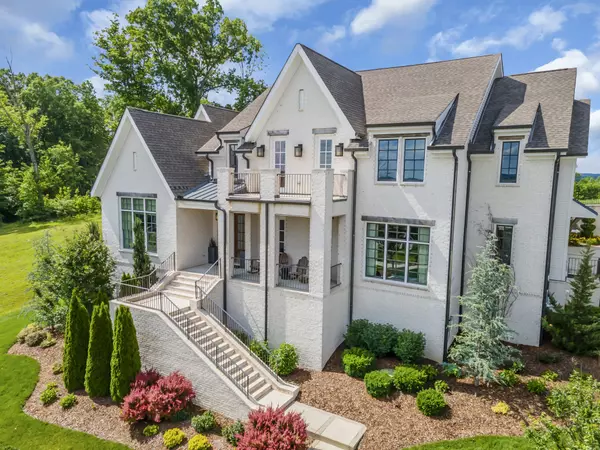 7373 Harlow Drive, College Grove, TN 37046