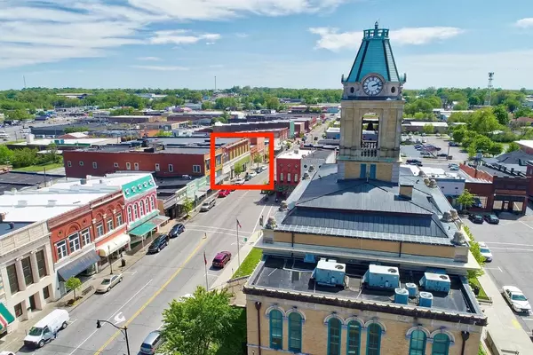 608 S Main St, Springfield, TN 37172