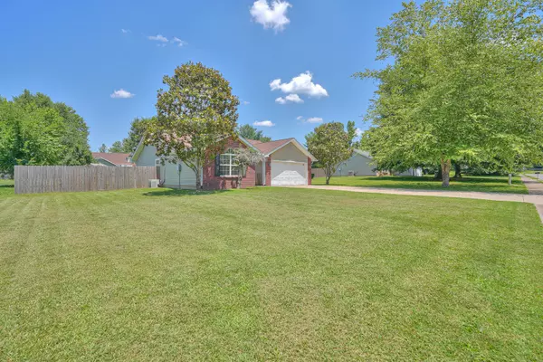 White House, TN 37188,108 Pleasant Ln