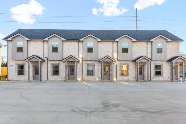 1201 Fort Campbell Blvd #Building 3 Unit A, Clarksville, TN 37042