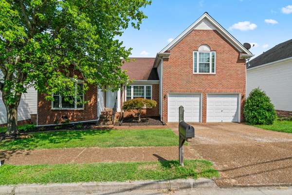 3205 Demetros Ct,  Nashville,  TN 37217