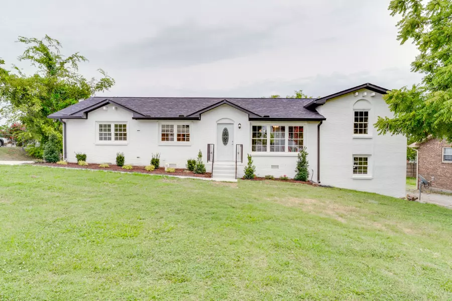 103 Susan Dr, Hendersonville, TN 37075