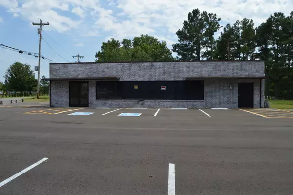 2601 Hwy 64 #W, Shelbyville, TN 37160
