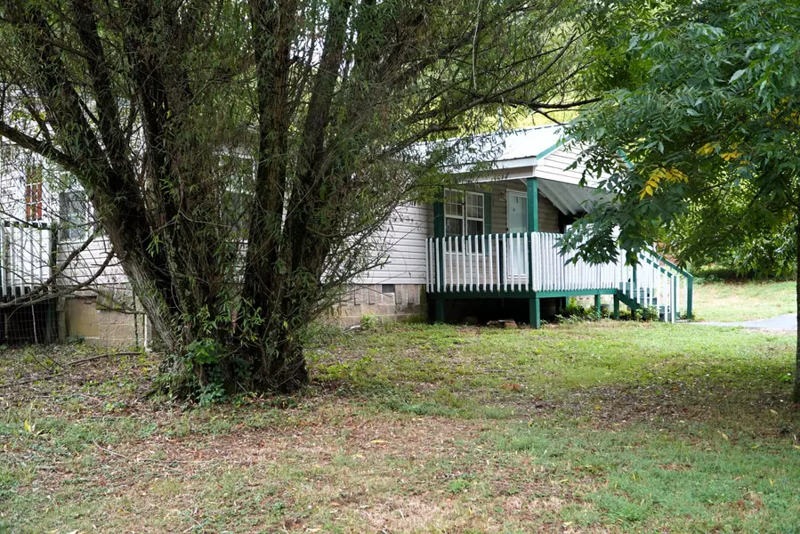 237 Red Oak Rd, Petersburg, TN 37144