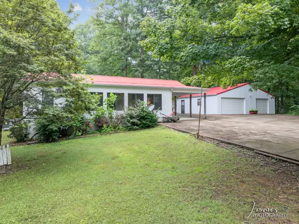 95 Brasher Dr, Decaturville, TN 38329