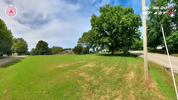 Columbia, TN 38401,0 Crest St