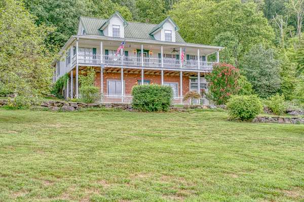 898 Holleman Bend Ln,  Granville,  TN 38564