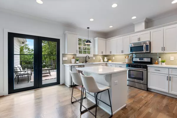 400 Greenway Glen Way,  Nashville,  TN 37209