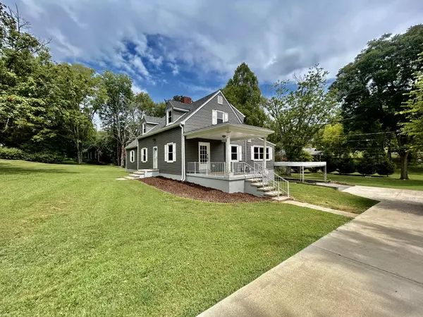 Pulaski, TN 38478,128 Sunset Dr