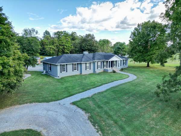 4230 Highway 231 #S, Castalian Springs, TN 37031