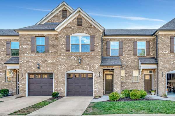 3010 Defilade Dr,  Murfreesboro,  TN 37128