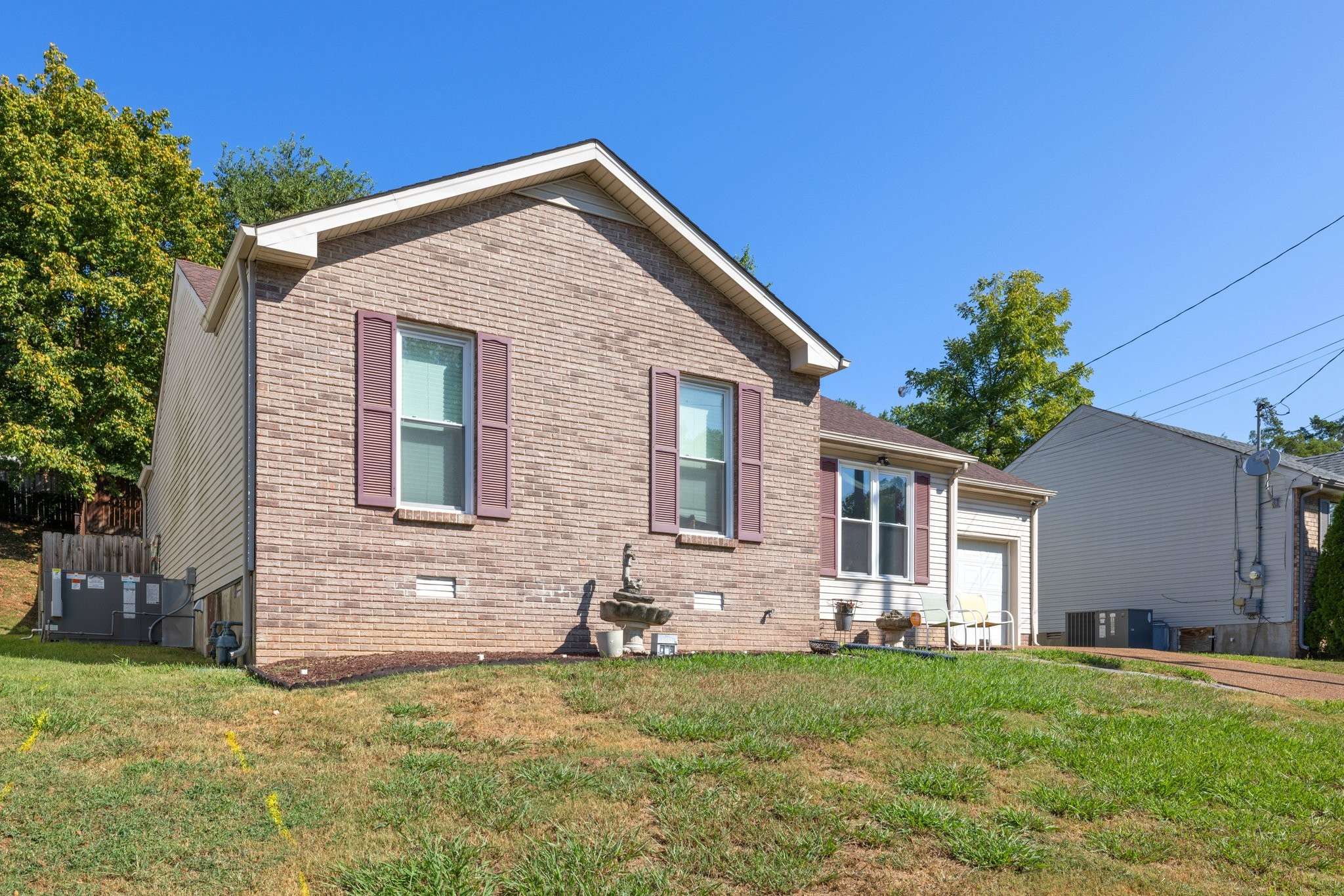 2721 Airwood Dr, Nashville, TN 37214