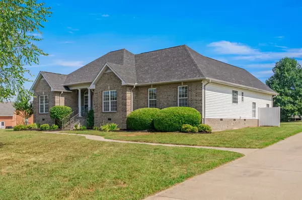 Castalian Springs, TN 37031,1044 Emerald Way