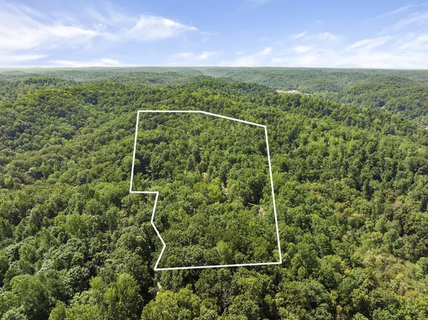 650 Wells Pt, Ashland City, TN 37015