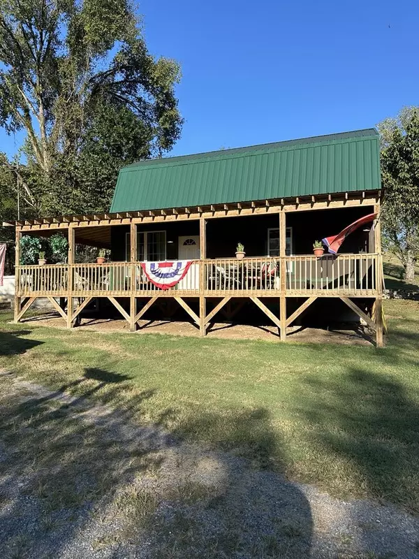 Pleasant Shade, TN 37145,56 Nickajack Rd