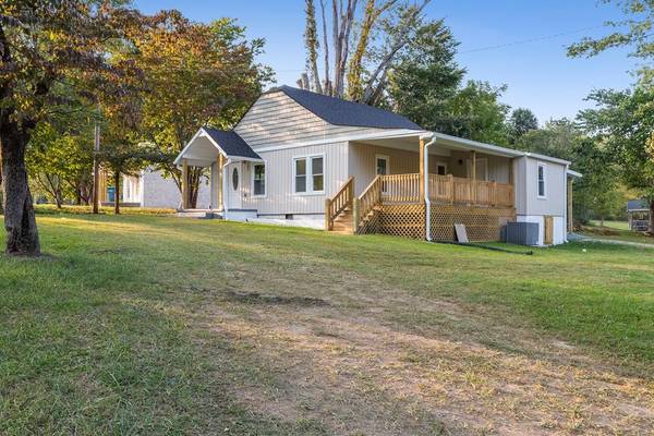 247 1st Ave #N, Baxter, TN 38544