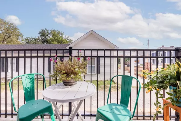 Clarksville, TN 37040,518 Madison St #102