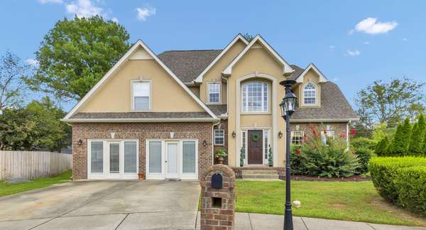 704 Keeton Ct, Old Hickory, TN 37138