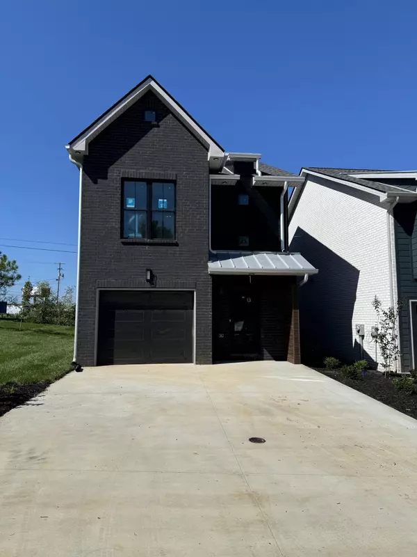 1 Holland Park West,  Clarksville,  TN 37043