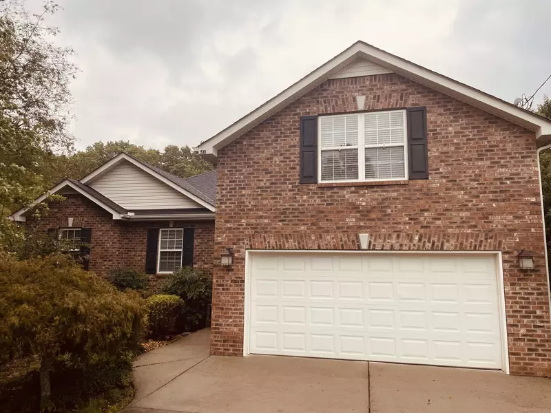 513 Spring Hill Dr, Smyrna, TN 37167