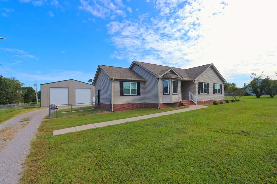 3870 Oldham Rd, Castalian Springs, TN 37031