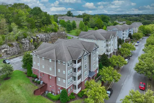 8121 Lenox Creekside Dr #2, Antioch, TN 37013