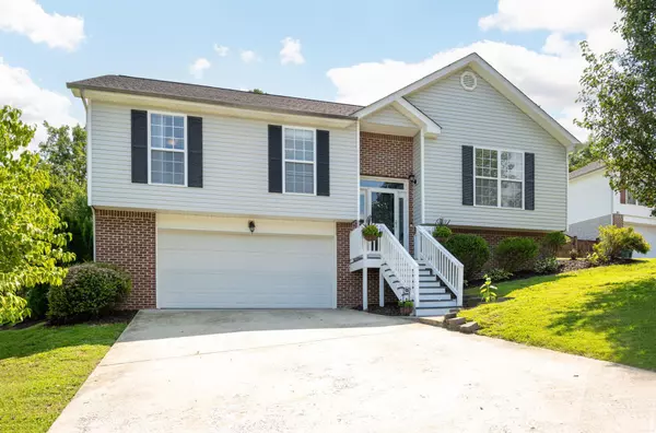 Soddy Daisy, TN 37379,1834 Sassafras Lane