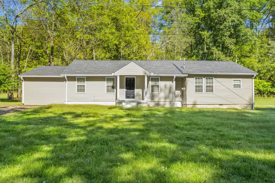 733 Hogans Branch Rd, Hendersonville, TN 37075