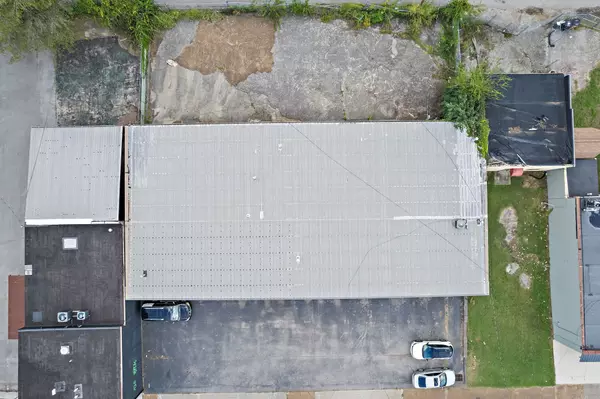 Nashville, TN 37210,1024 3rd Ave #S