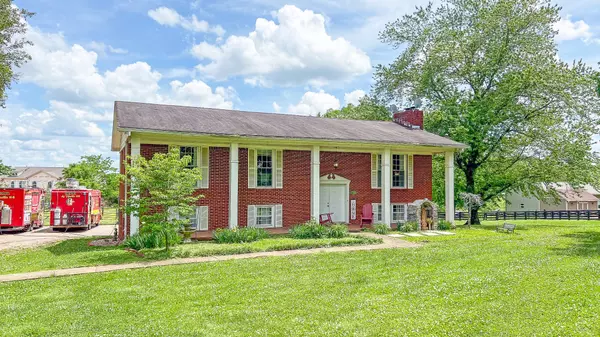 Columbia, TN 38401,2358 Nashville Hwy