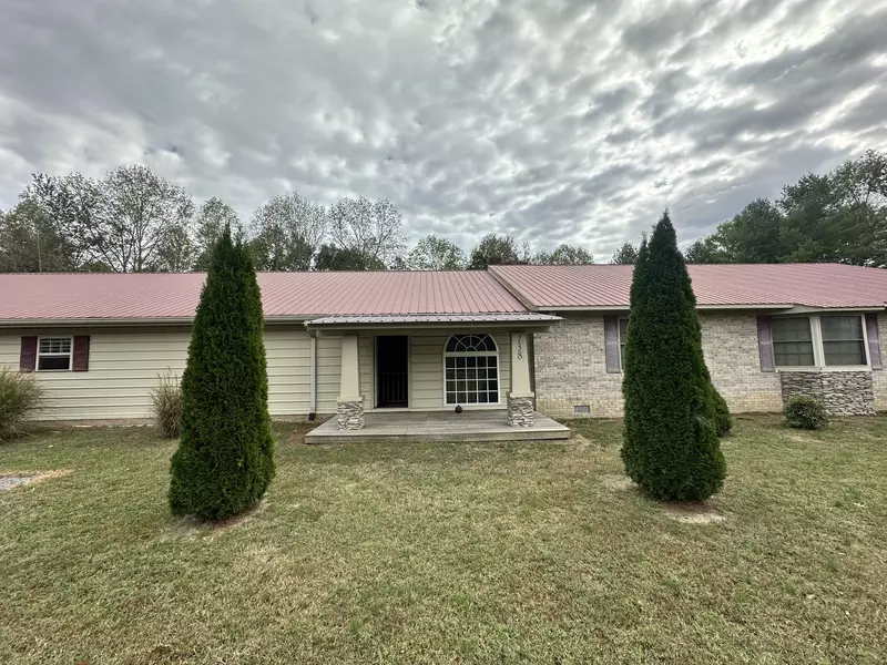 138 Alexander Ln, Normandy, TN 37360