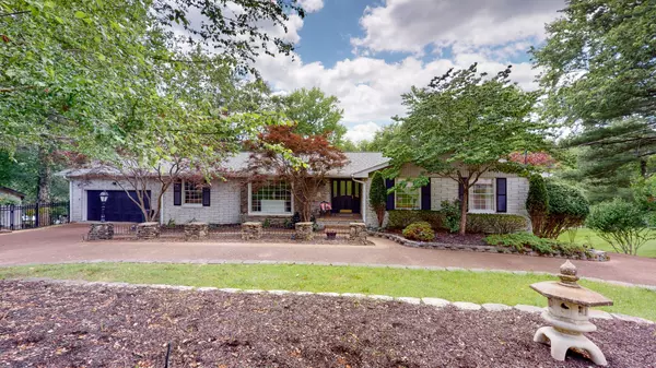 550 Indian Lake Rd,  Hendersonville,  TN 37075