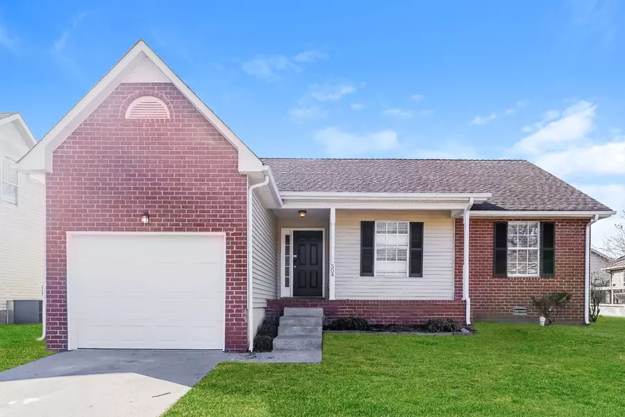 504 Riverway Cove Ln, Old Hickory, TN 37138