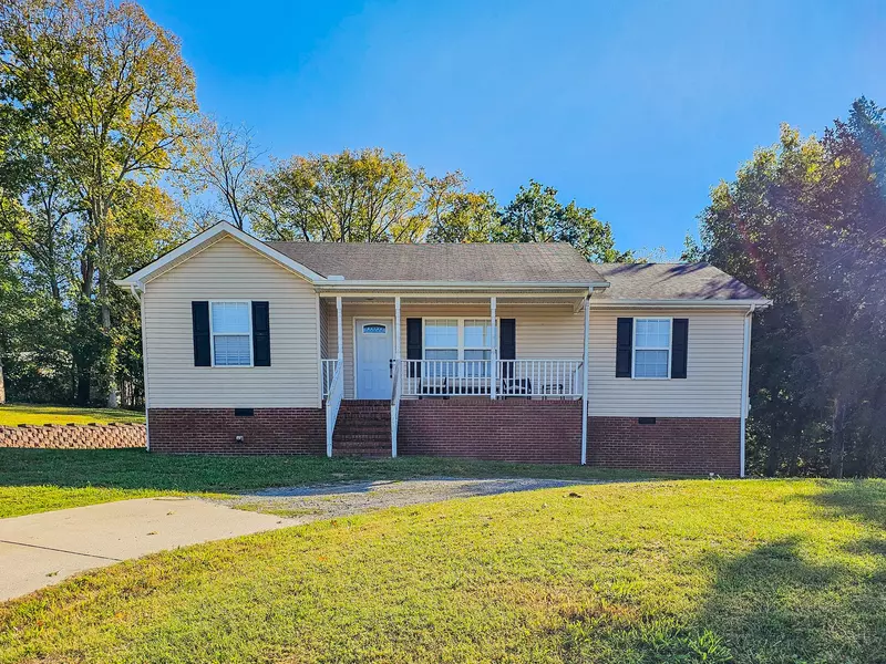 400 Sims Ave, Wartrace, TN 37183