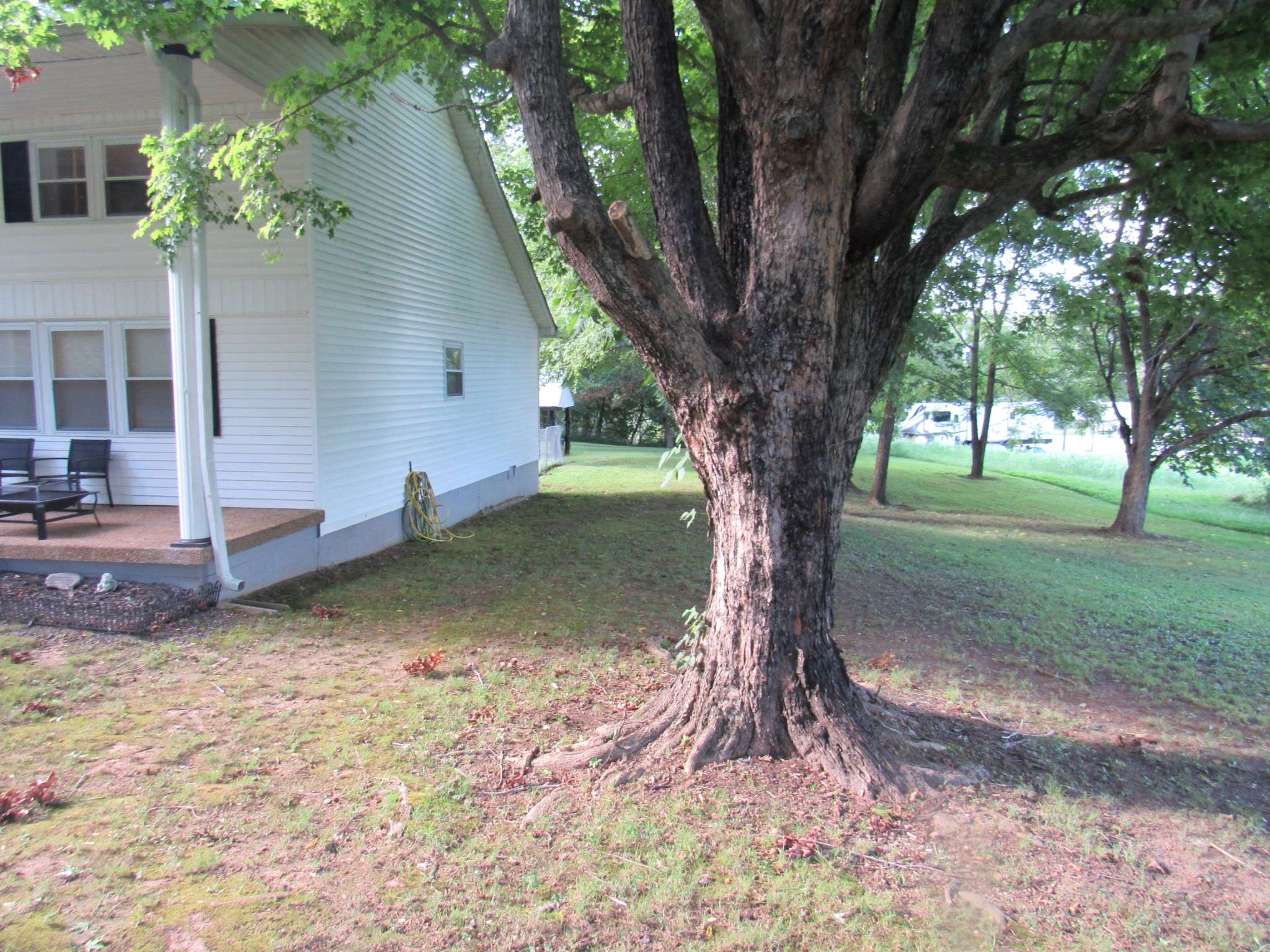 Cumberland City, TN 37050,1308 Cumberland City Rd