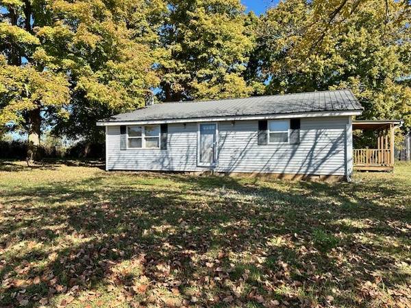 2224 Old Greenville Rd,  Russellville,  KY 42276